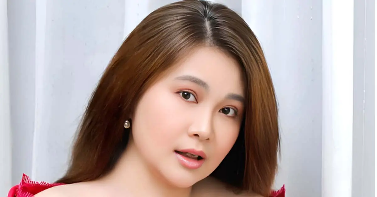 Actress Htet Htet Moe Oo respects her audiences, family, friends, and relatives.