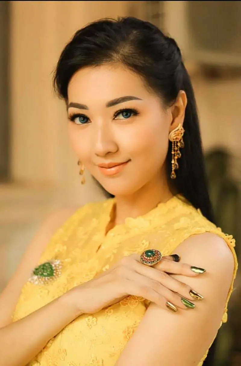 For her birthday, the actress Zin Zin Zaw Myint shared some fresh, interesting pictures.