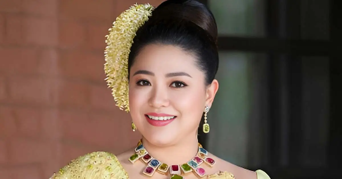 Actress Hnine Shin Myint is now filming an upcoming movie about her achievements in the profession.